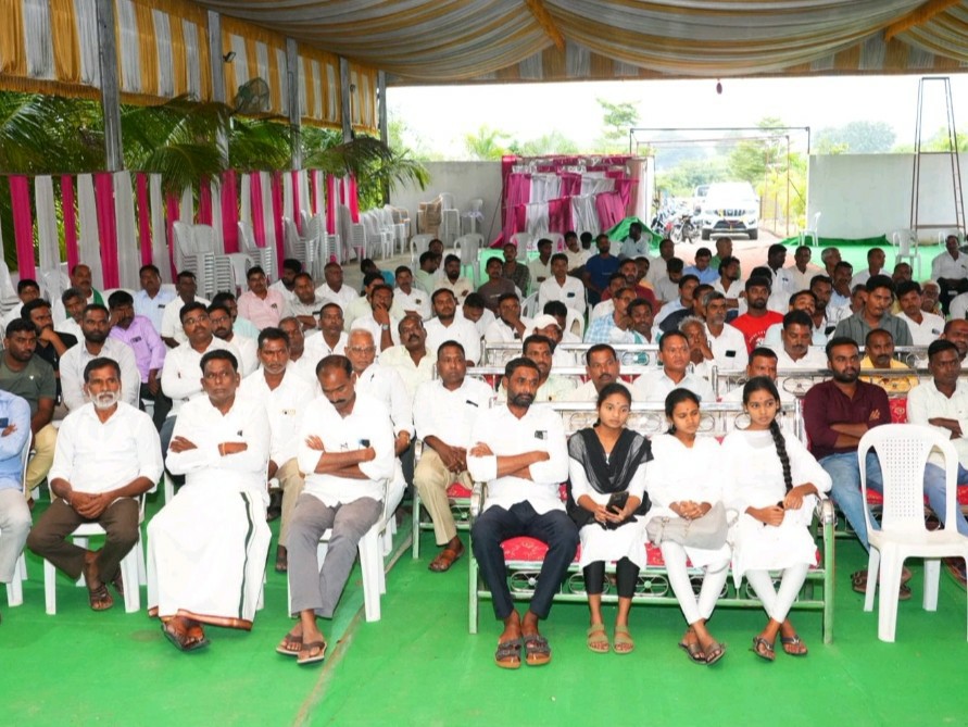 ‘స్థానిక సంస్థల ఎన్నికల్లో కాంగ్రెస్ జెండా ఎగరాలి’