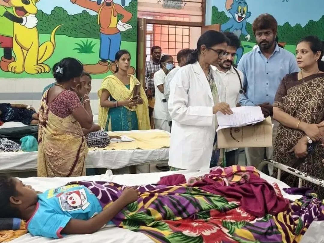 వారం రోజుల పాటు సెలవులు ప్రకటించిన కలెక్టర్