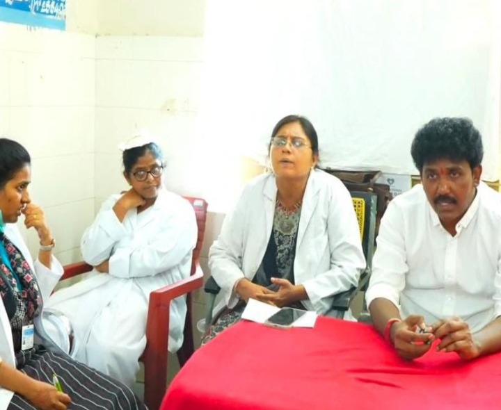 మడకశిర ఆసుపత్రి సేవలపై ఎమ్మెల్యే సమీక్ష