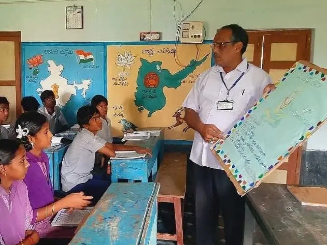 జిల్లాలో 75 మందికి పదోన్నతులు