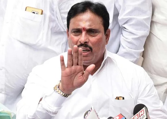 రాజీనామా వార్తలపై స్పందించిన దానం
