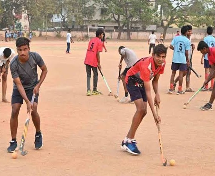 రేపు జిల్లా స్థాయి హాకీ పోటీలు