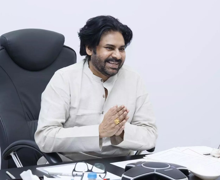 కర్ణాటక పర్యటకు పవన్ కళ్యాణ్