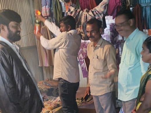 దోమలకు దూరంగా ఉండాలి: వైద్యాధికారి కిరణ్