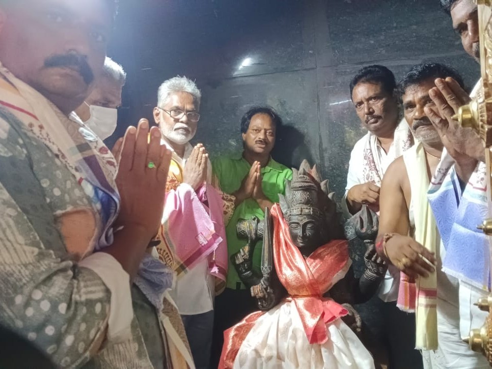 దేవాలయ ప్రతిష్ఠ మహోత్సవంలో పాల్గొన్న మాజీ ఎమ్మెల్యే