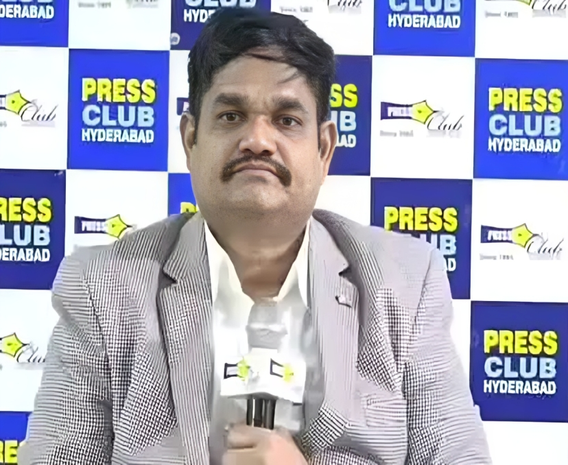 అల్లు అర్జున్‌కు వార్నింగ్ ఇచ్చిన ACP మృతి