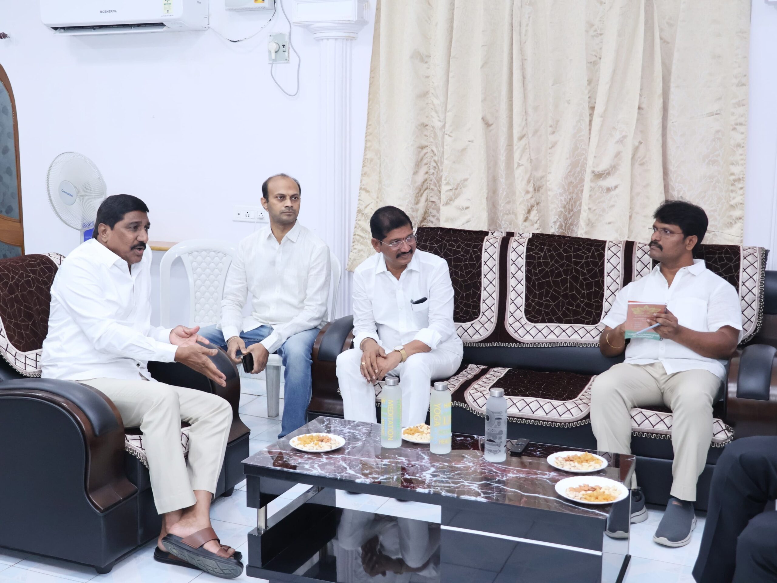 కర్నూలులో మంత్రి పర్యటన…