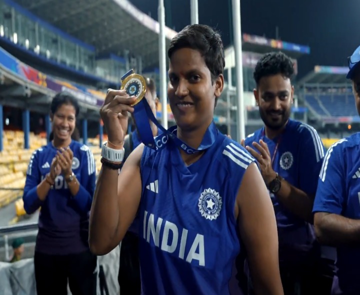 ‘ఇంపాక్ట్ ప్లేయర్ ఆఫ్ ది మ్యాచ్’గా దీప్తి శర్మ