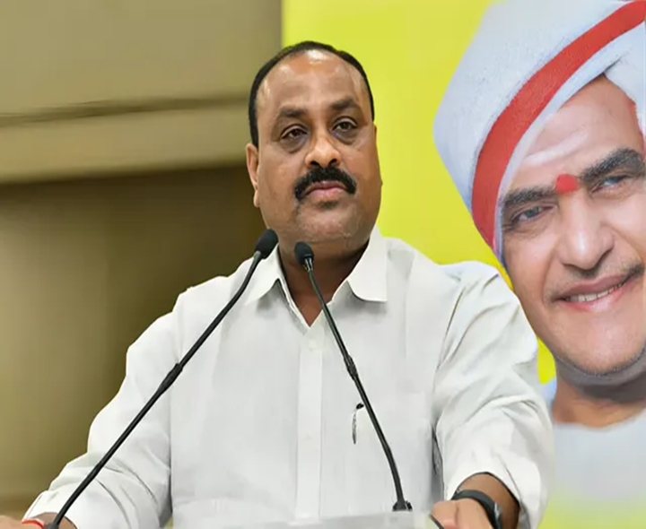 కురుపాం పాఠశాలను సందర్శించిన అచ్చెన్న