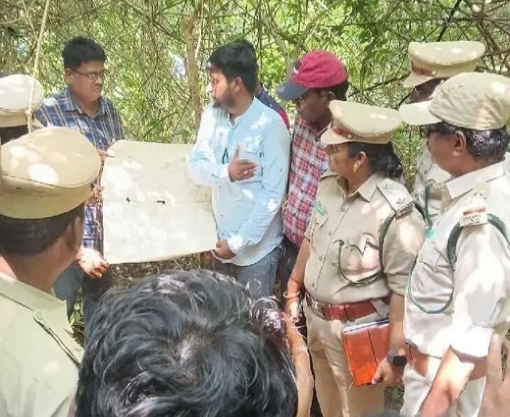 ‘ఆదివాసీ గిరిజనుల భూ సమస్యకు పరిష్కారం లభిస్తుంది’