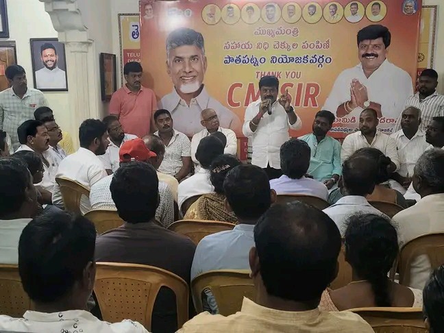 రెడ్డి శాంతి విమర్శలు హాస్యాస్పదం: ఎమ్మెల్యే