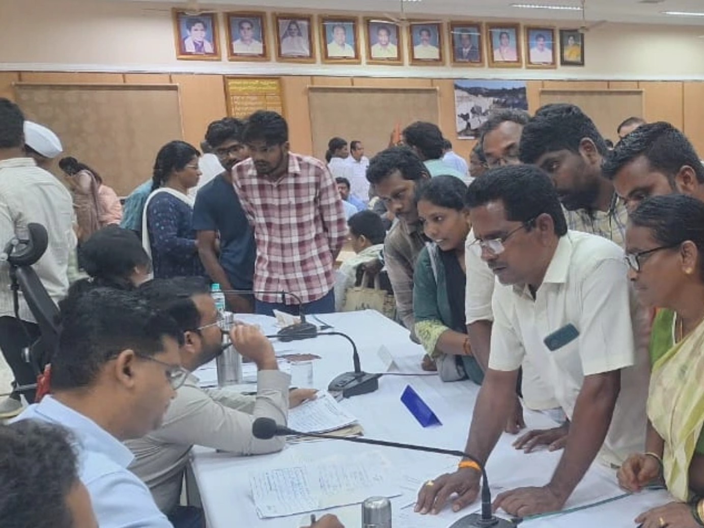 ప్రజా సమస్యల పరిష్కారంలో అలసత్వం వద్దు: కలెక్టర్