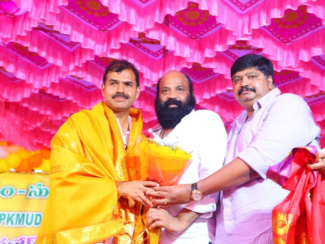 ప్రమాణస్వీకార కార్యక్రమంలో చిత్తూరు ఎమ్మెల్యే