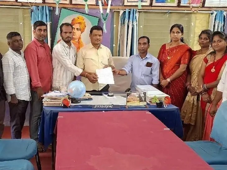 జీతాలు చెల్లించాలని కోరుతూ డీసీవోకు వినతి