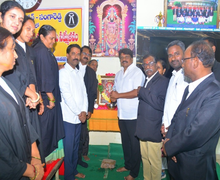 బార్ అసోసియేషన్ ఆధ్వర్యంలో అలయ్ బలయ్