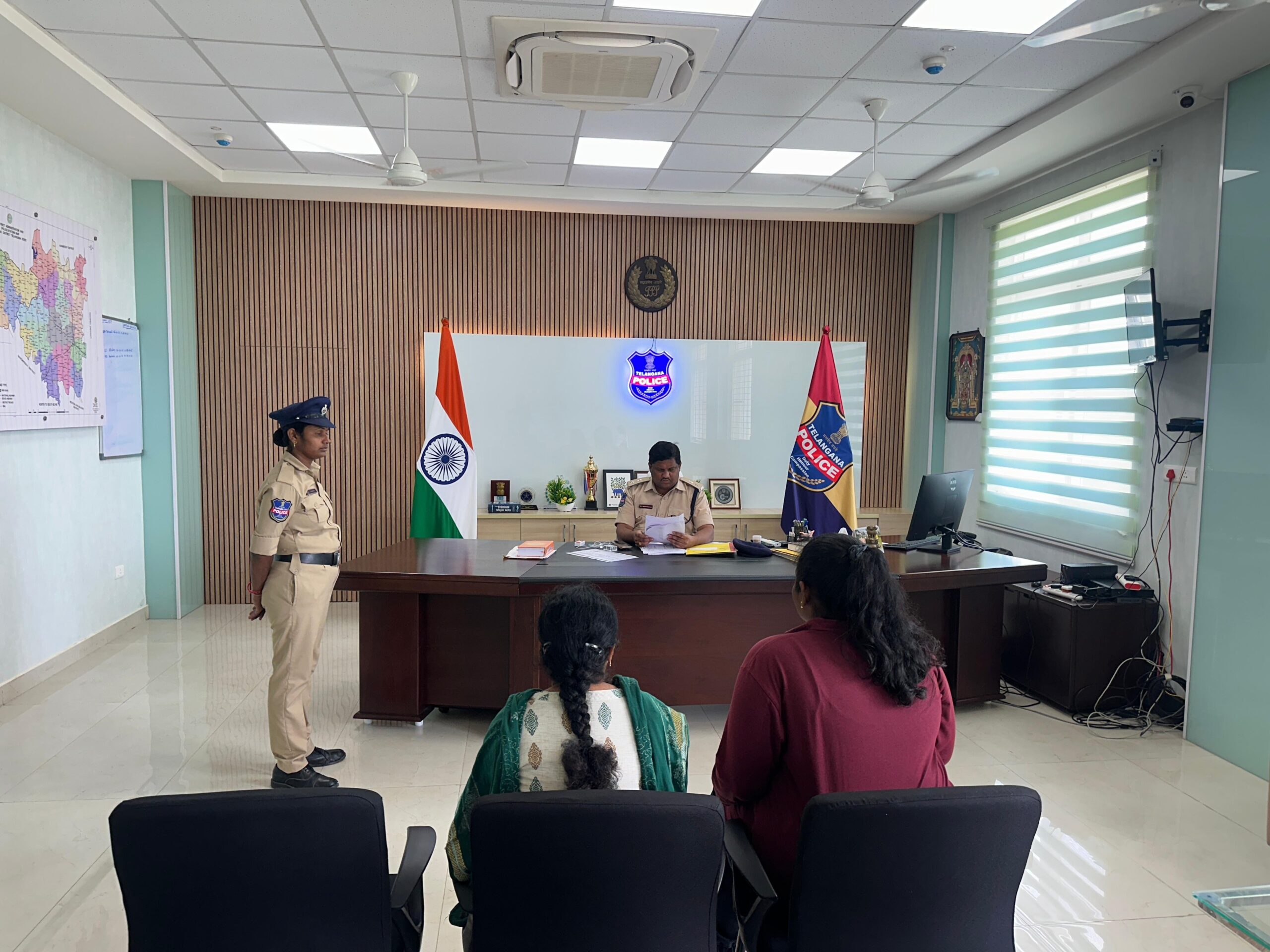 పోలీస్ ప్రజావాణిలో ఆరు దరఖాస్తుల స్వీకరణ