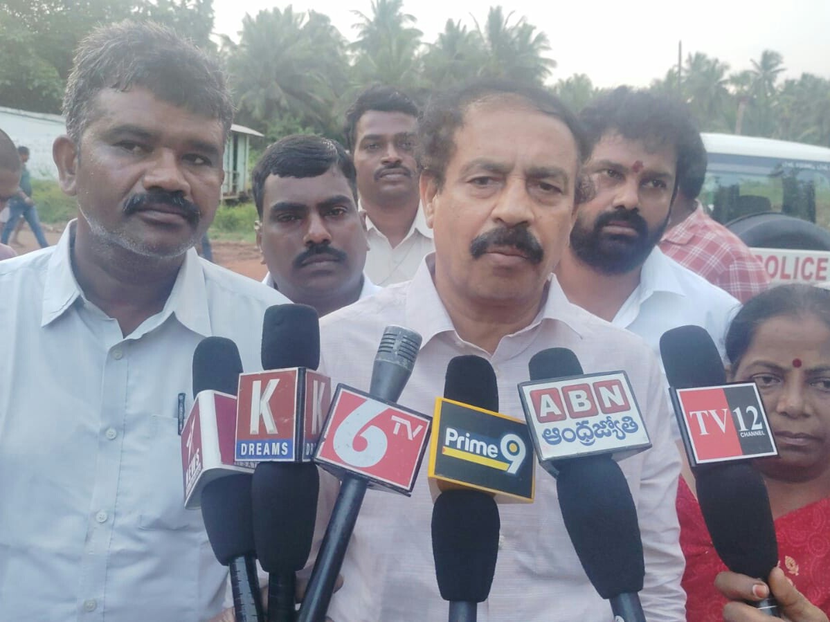 అడ్డుకోవడం దుర్మార్గం: సీపీఐ రాష్ట్ర కార్యదర్శి