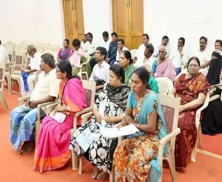 నమ్మకంగా ఉంటూ రూ. 13 లక్షలు స్వాహా