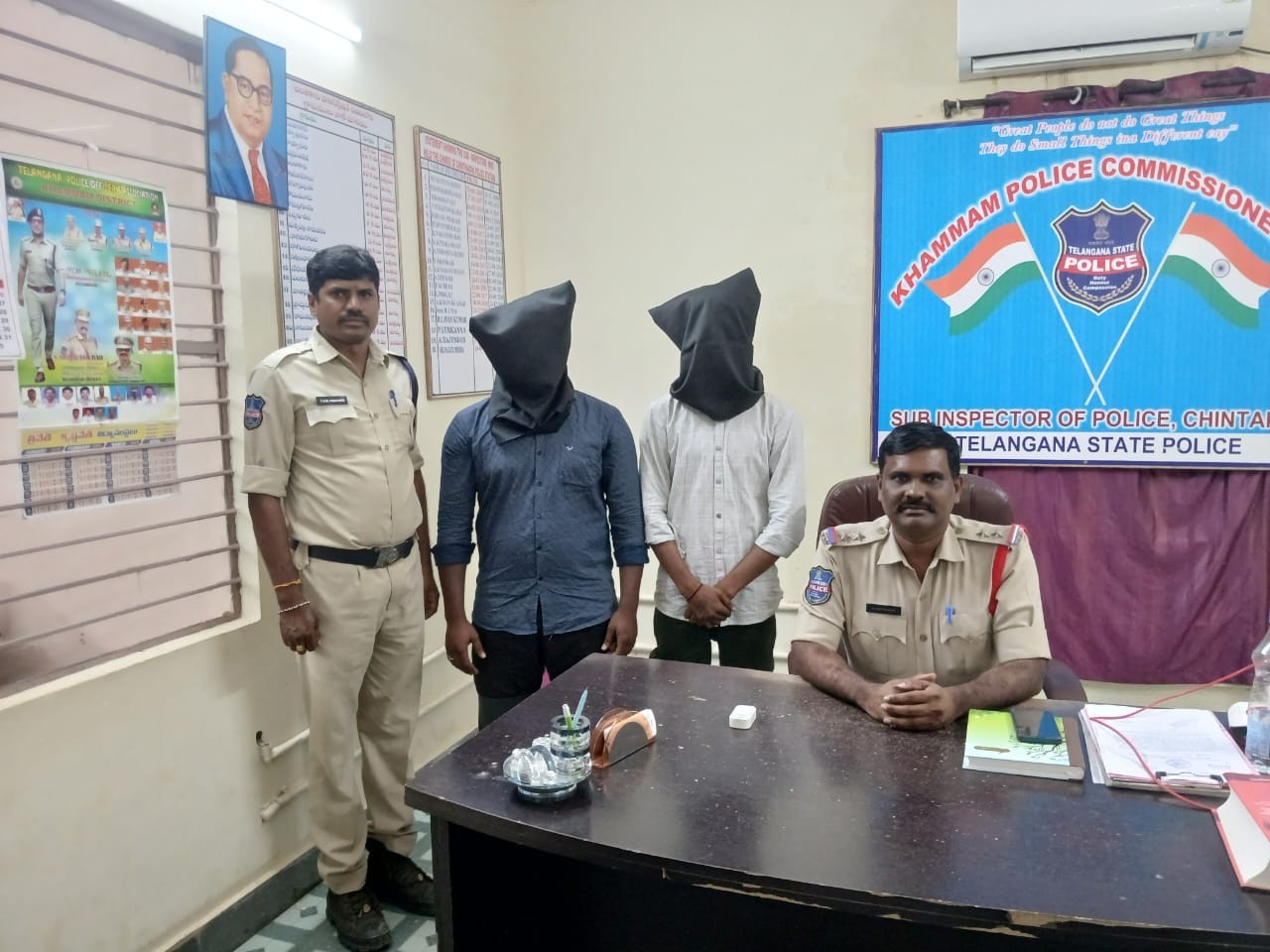 దౌర్జన్యానికి పాల్పడిన వ్యక్తులు అరెస్ట్