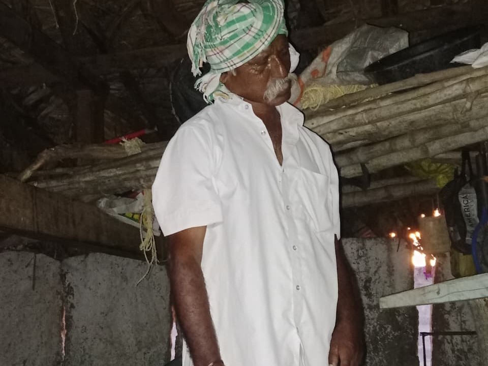 కిడ్నీ నొప్పి భరించలేక వృద్ధుడి ఆత్మహత్య
