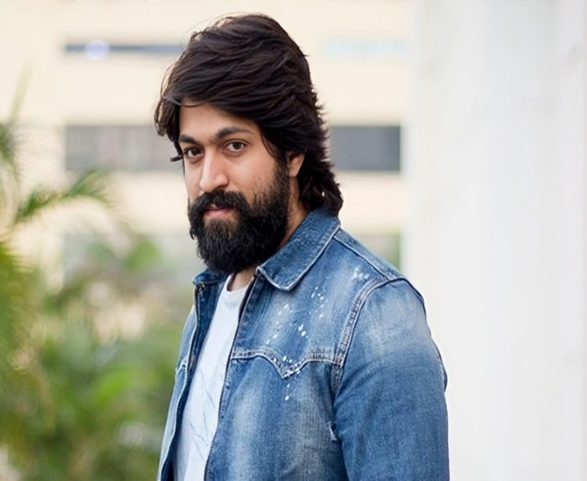 సైన్స్ ఫిక్షన్ సినిమాలో యష్?
