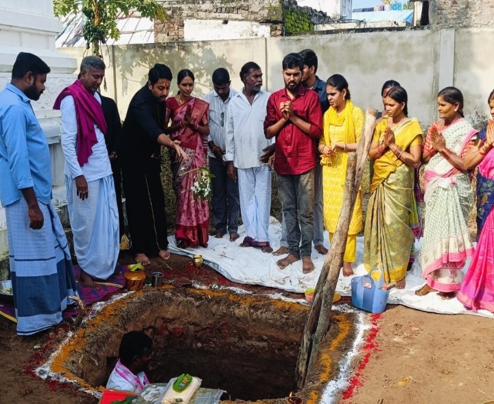 ఘనంగా చండీశ్వర స్వామి దేవాలయ ప్రతిష్ట