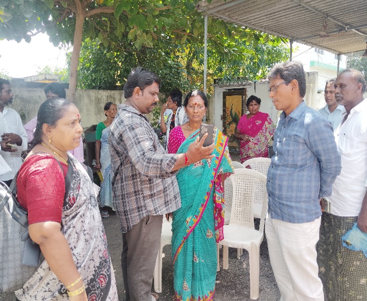 ఈ కేవైసీ జరుగుతున్న తీరును పర్యవేక్షించిన APD