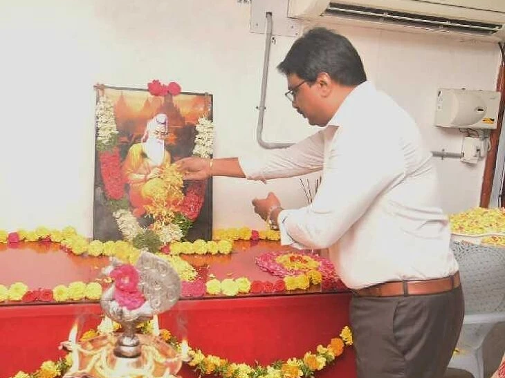 ఒంగోలులో వాల్మీకి మహర్షికి కలెక్టర్ నివాళి