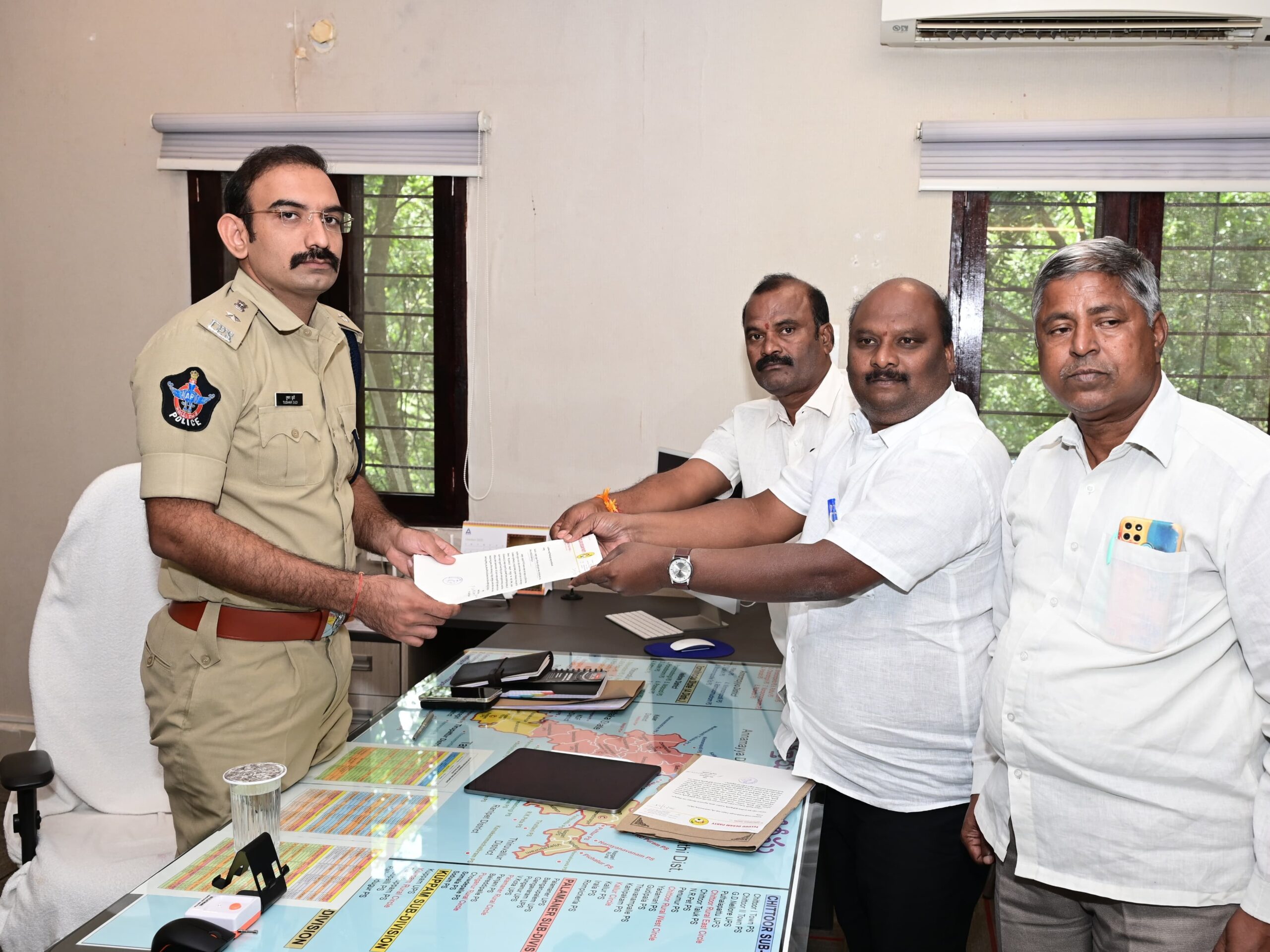 ‘TDP కార్యకర్తలపై తప్పుడు కేసులను తొలగించాలి’