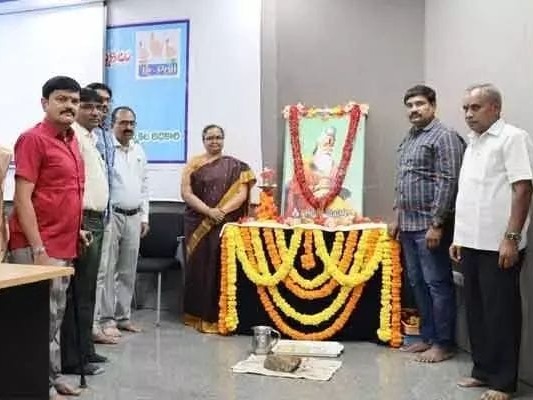 ‘మహర్షి వాల్మీకి చరిత్ర చిరస్మరణీయం’