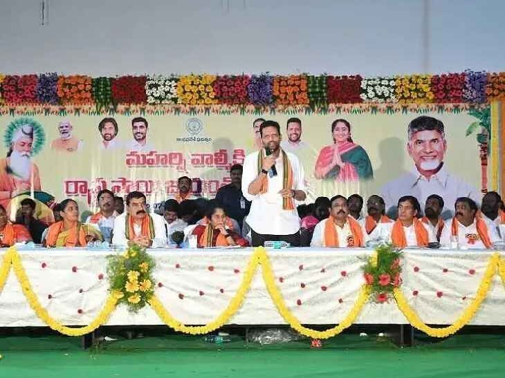 వాల్మీకి భవన్ నిర్మాణం కోసం నిధులు ఇస్తా: మంత్రి