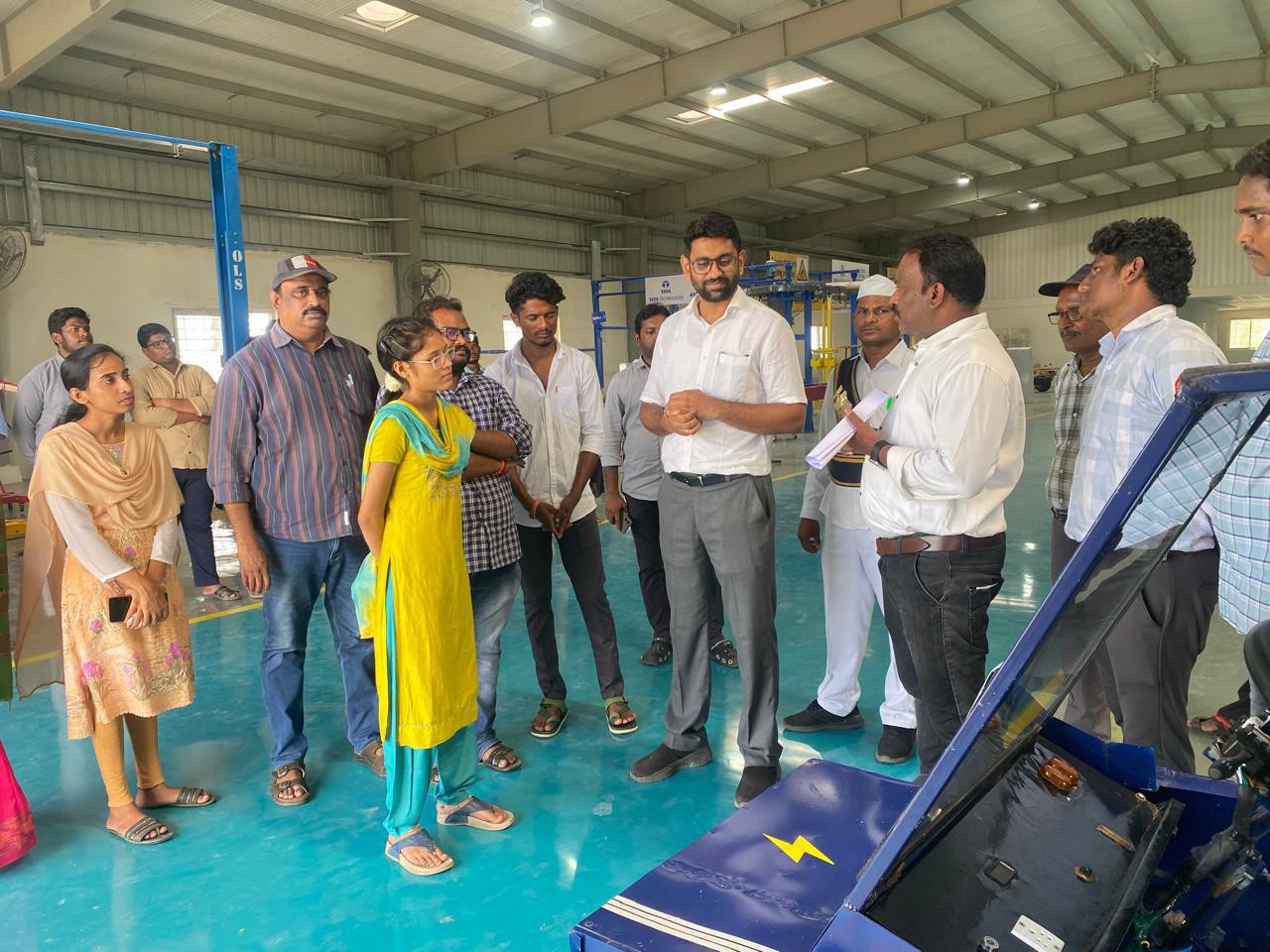 ATC కేంద్రాన్ని సందర్శించిన జిల్లా కలెక్టర్