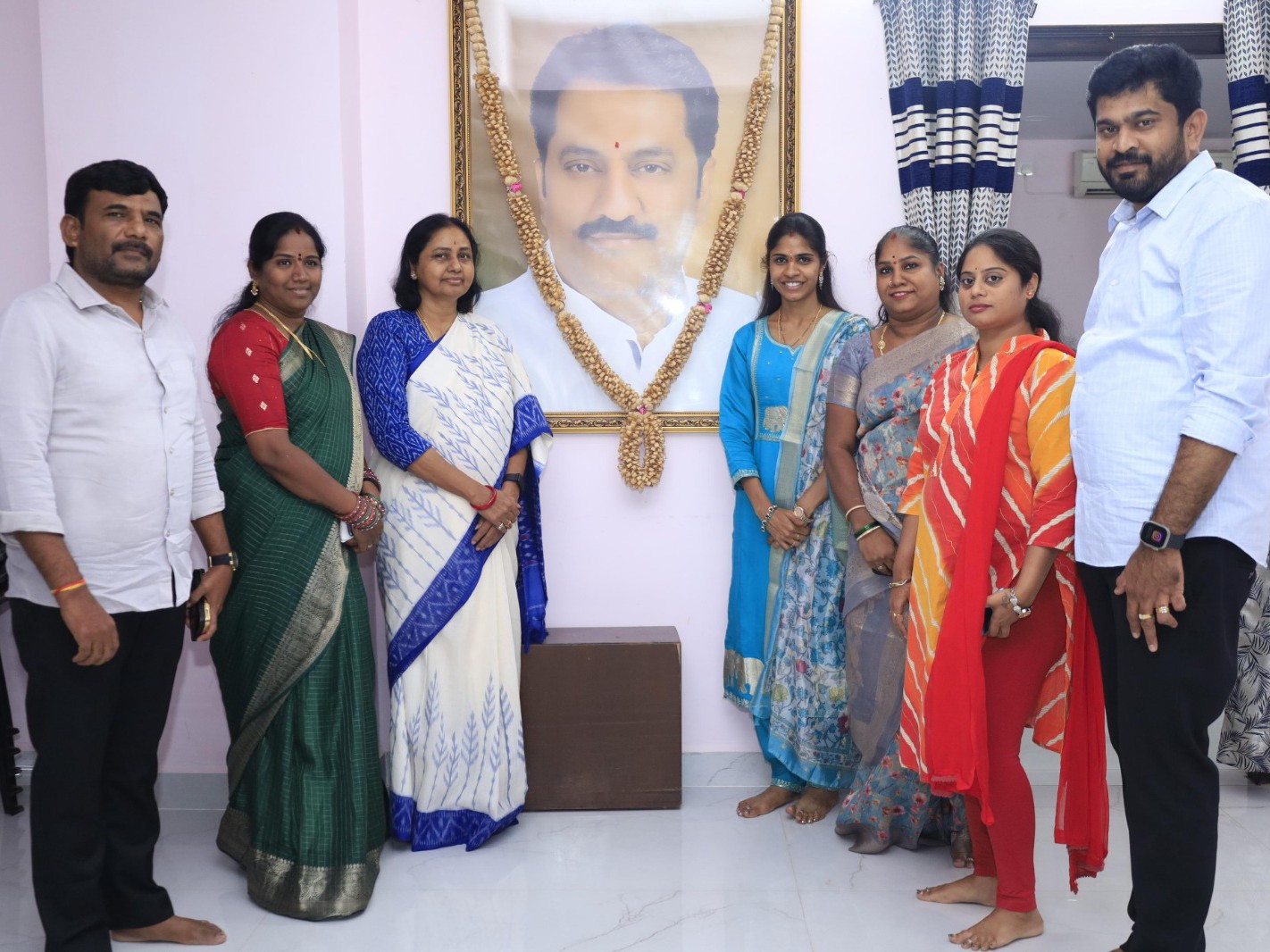 మాగంటి సునీత గోపీనాథ్‌ని కలిసిన GHMC కార్పొరేటర్లు