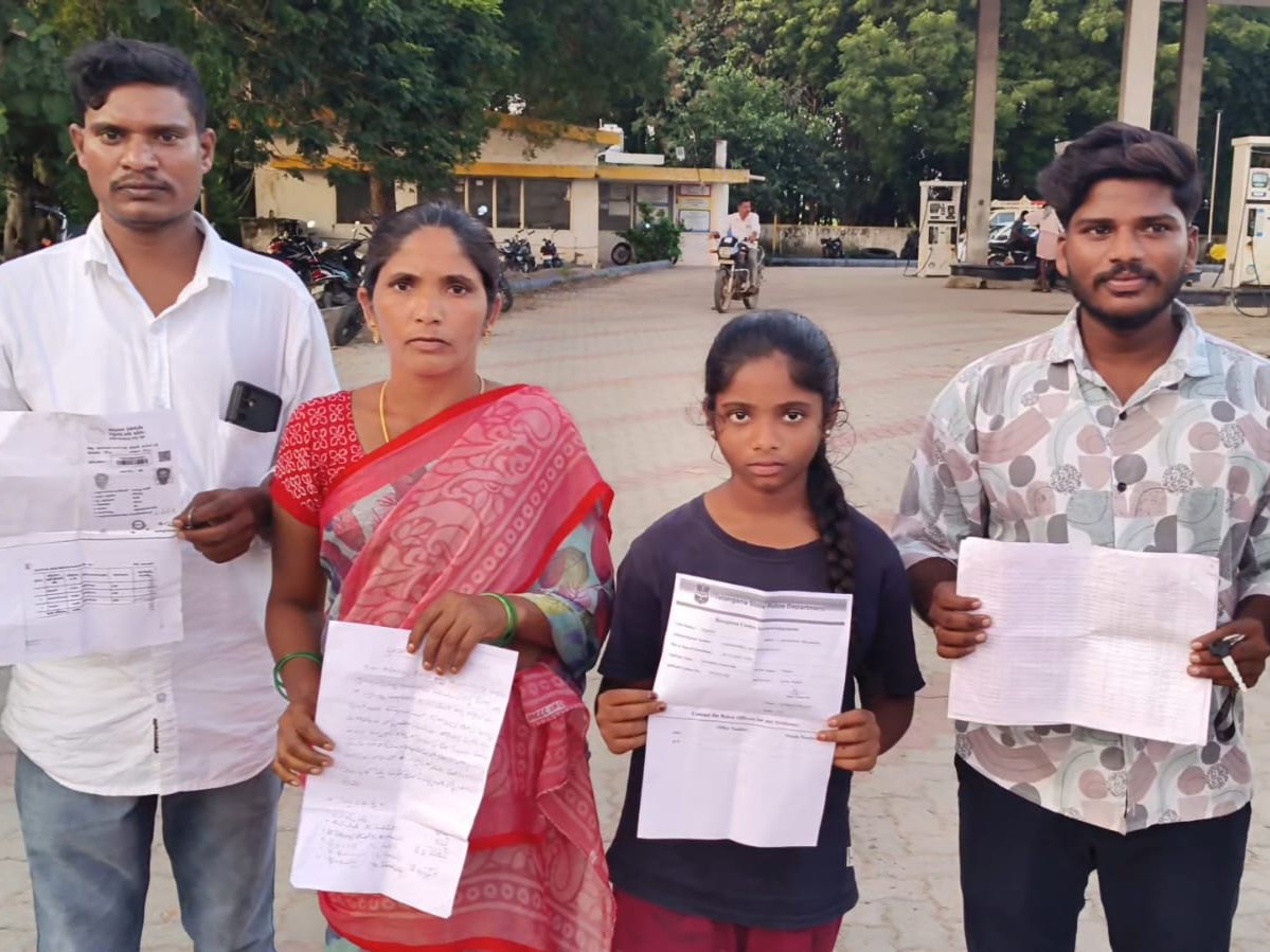 “మా భూమి మాకు ఇప్పించండి సారు”
