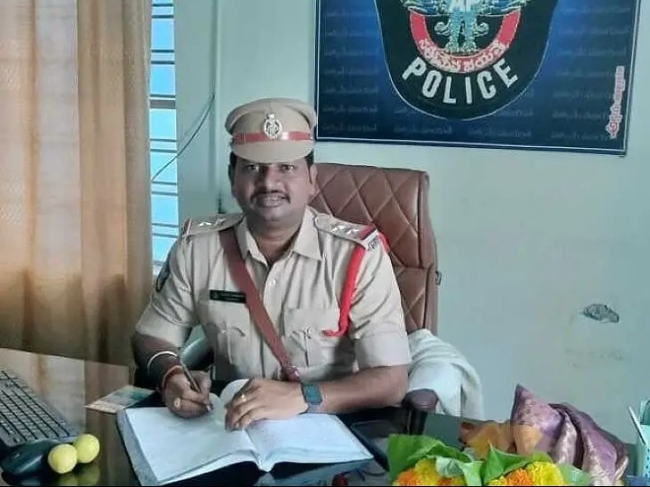 నిడమర్రు ఎస్ఐగా రమేశ్ బాధ్యతలు
