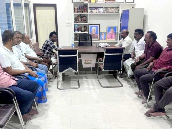‘స్థానిక ఎన్నికల్లో కాంగ్రెస్​ విజయం సాధించాలి’​