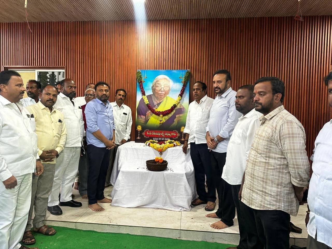 రూరల్ ఎమ్మెల్యేను పరామర్శించిన జుక్కల్ ఎమ్మెల్యే
