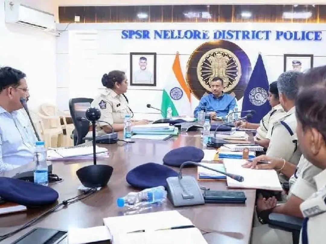 ‘మహిళలపై జరిగే నేరాల నివారణపై ప్రత్యేక శ్రద్ధ వహించాలి’