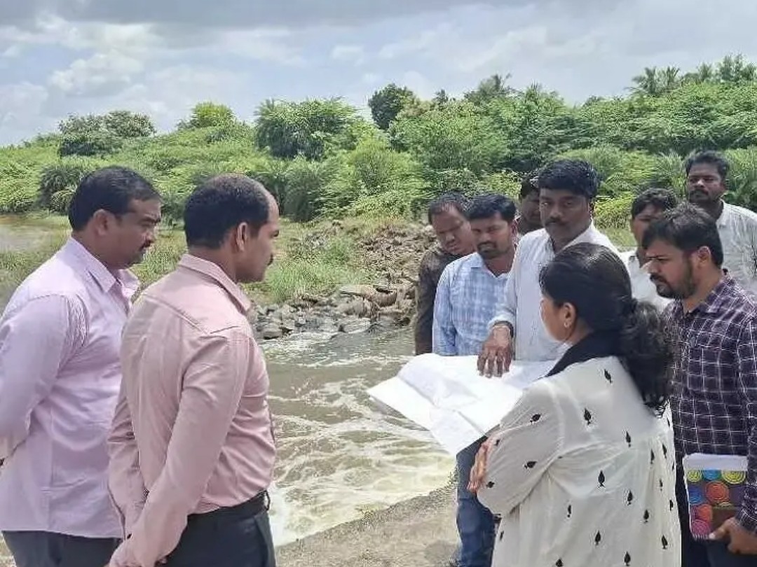 ఆ గ్రామాలలో తాగునీటి ఇబ్బందులు ఉండొద్దు: కలెక్టర్