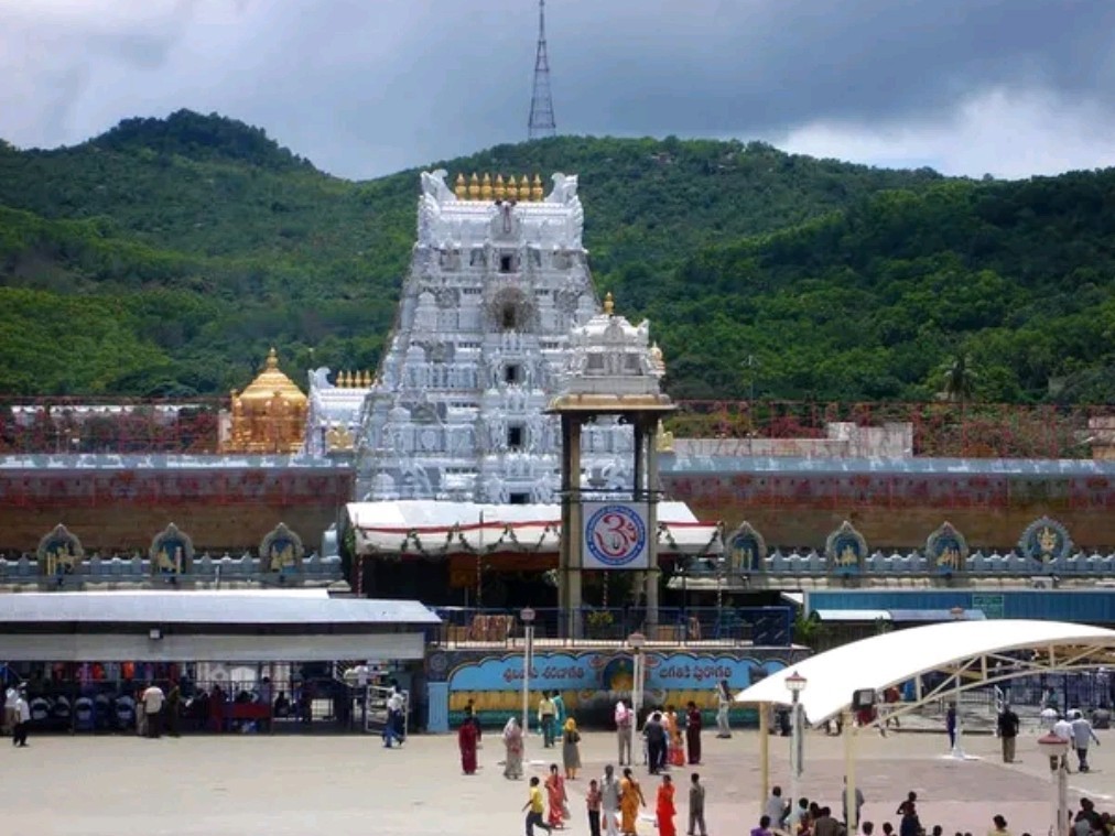 తిరుమల శ్రీవారి భక్తులకు అలర్ట్