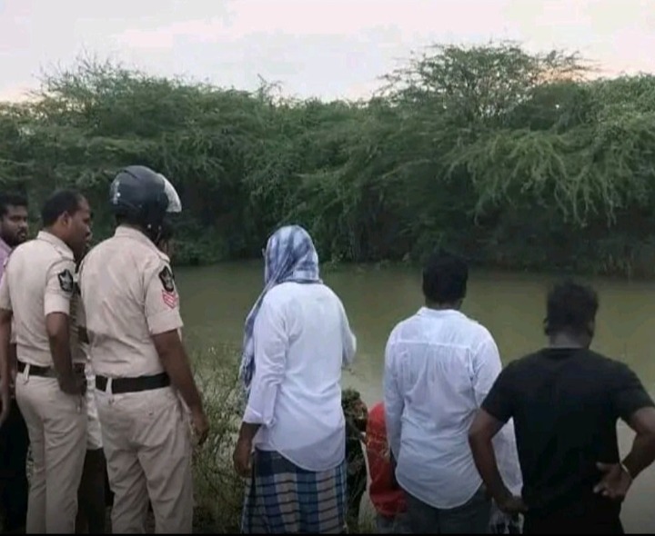 పొన్నలూరులో చెక్ డ్యామ్‌లో పడి ఓ వ్యక్తి మృతి