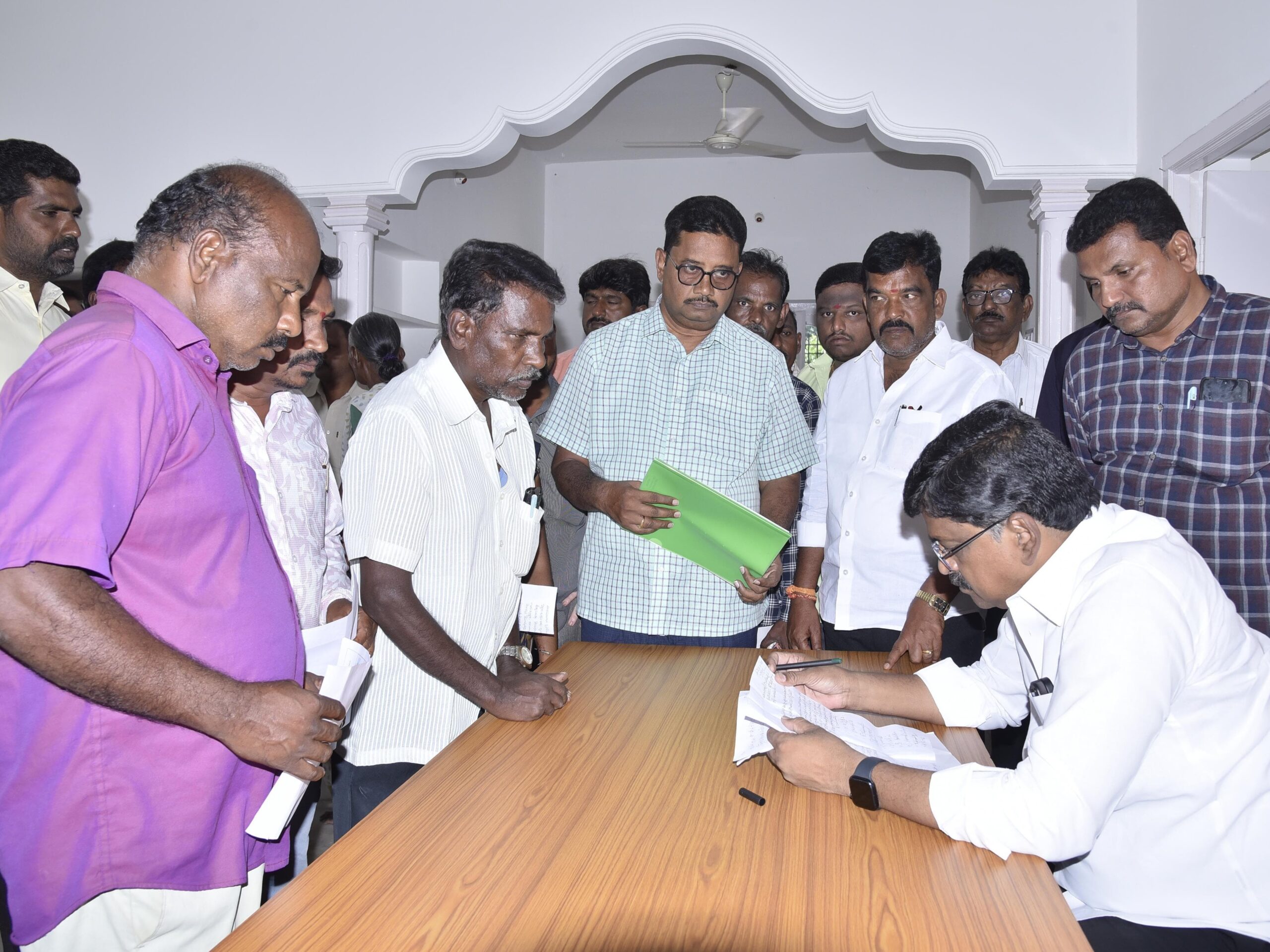 ప్రజాదర్బాల్‌లో పాల్గొన్న మంత్రి పయ్యావుల