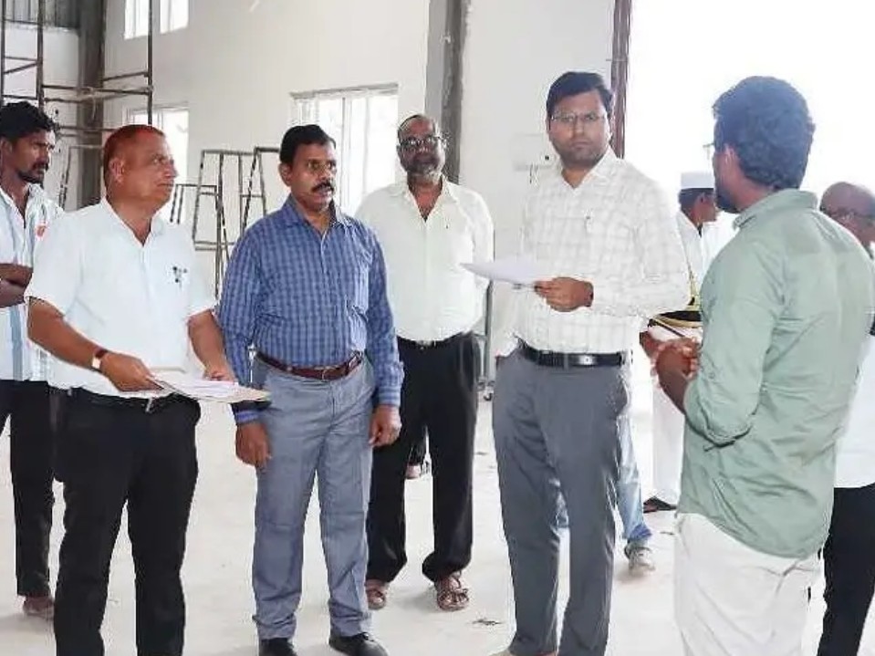ఈనెల 20లోగా ఏటీసీ పనులు పూర్తిచేయాలి: కలెక్టర్