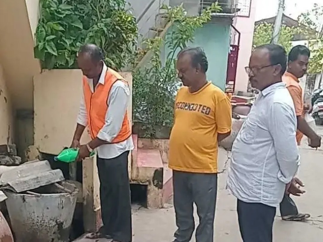 పాత నగరంలో దోమల నివారణ చర్యలు