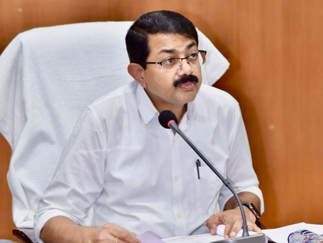 ‘విద్యార్థుల ఆరోగ్యం పట్ల ప్రత్యేక శ్రద్ధ’