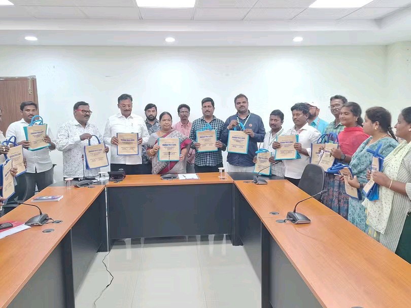 ‘ప్రజలందరూ జ్యూట్ బ్యాగ్‌లను వినియోగించాలి’