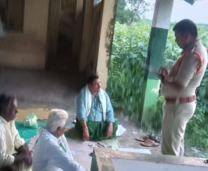 పేకాట స్థావరంపై దాడి.. ముగ్గురు అరెస్ట్