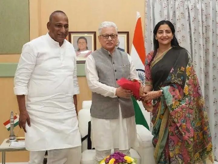 గవర్నర్‌ను ఆహ్వానించిన మల్లారెడ్డి