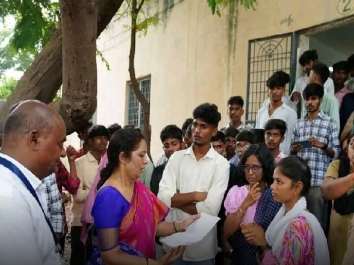 కాంట్రాక్టర్ పై పాణ్యం ఎమ్మెల్యే ఆగ్రహం