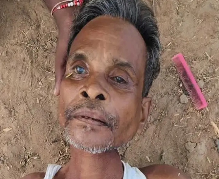 పొలాల్లో గుర్తు తెలియని మృతదేహం లభ్యం